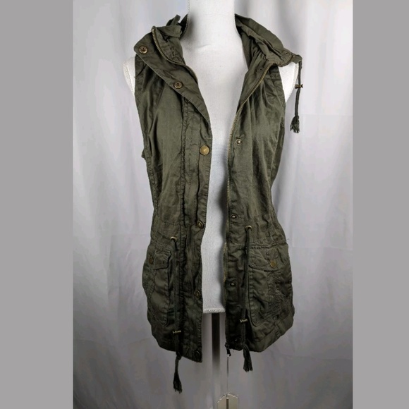 Sold - Picture 2 of 4